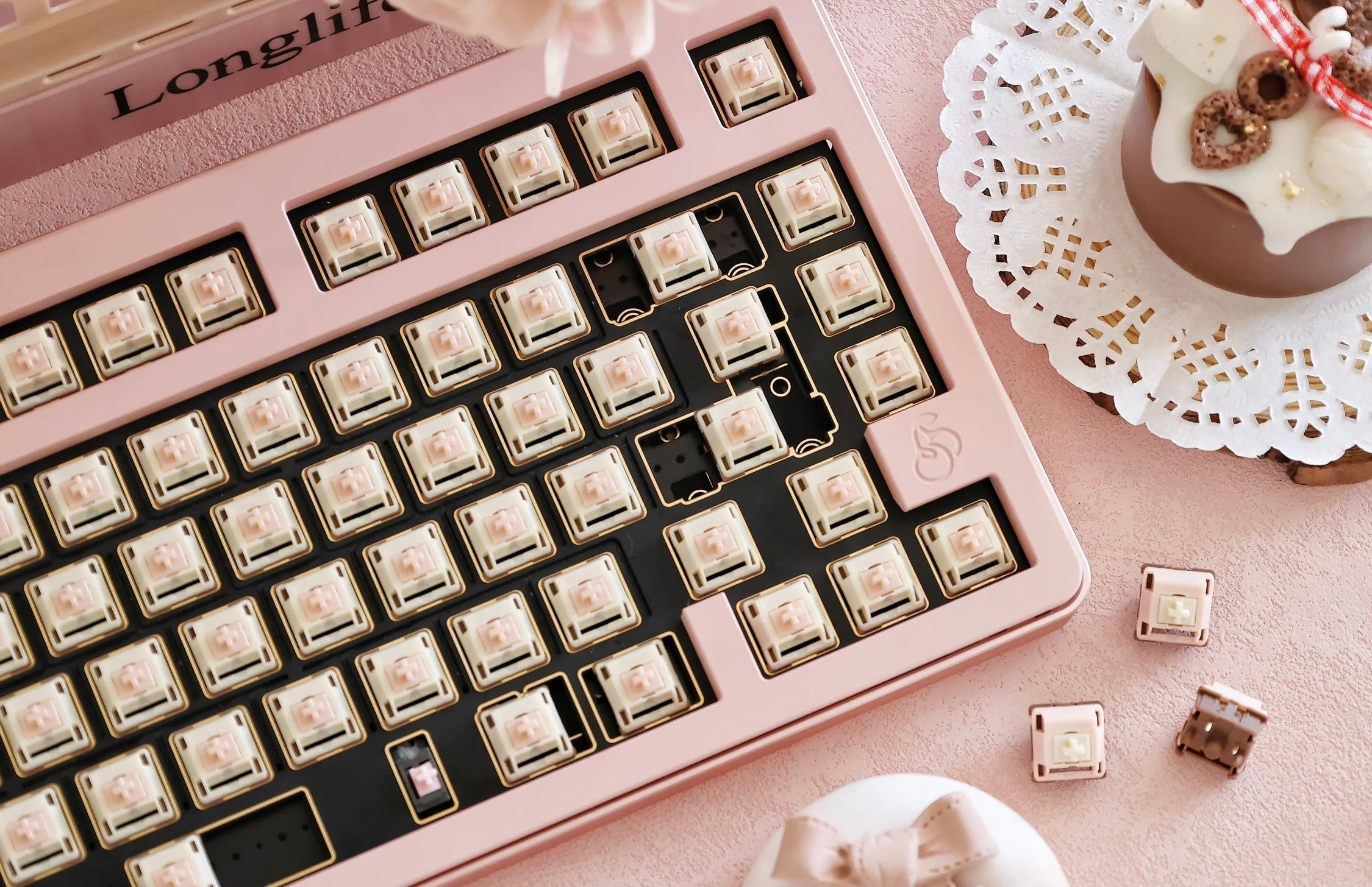 HMX Poro Switch